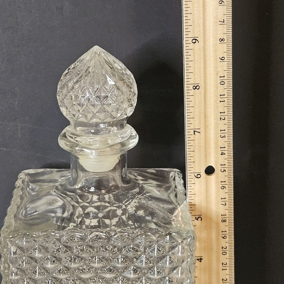 Vintage MCM 1958 Thatcher Crystal Glass Diamond Pattern Decanter Barware. - Picture 12 of 13